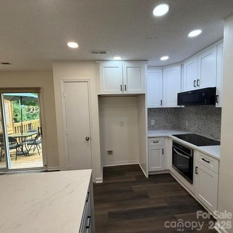 106 Rainford Court, Mooresville, NC 28117