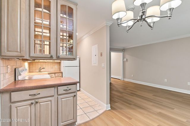 735 Greens Avenue 14B, Long Branch, NJ 07740