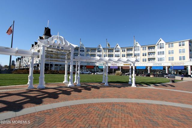 735 Greens Avenue 14B, Long Branch, NJ 07740