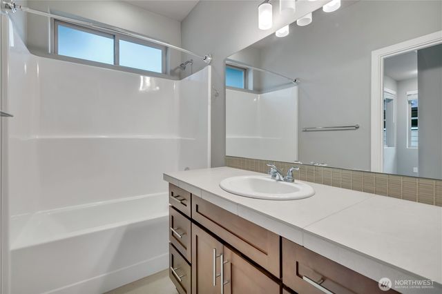 19913 145th Street E, Bonney Lake, WA 98391