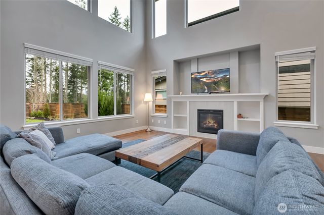 19913 145th Street E, Bonney Lake, WA 98391