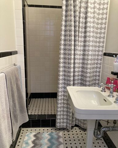 21 Beacon St 7K, Boston, MA 02108
