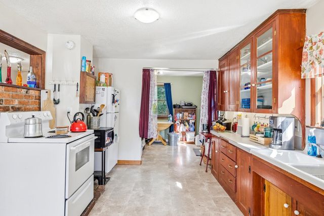 12 Cocheco Road, Farmington, NH 03835