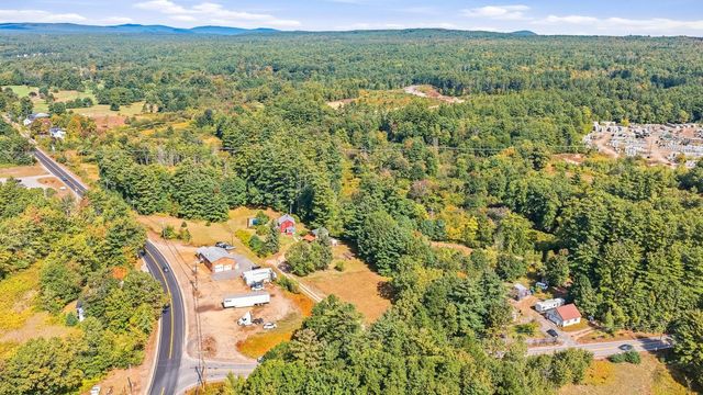 12 Cocheco Road, Farmington, NH 03835