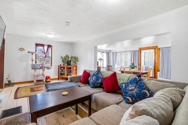 12 Cocheco Road, Farmington, NH 03835