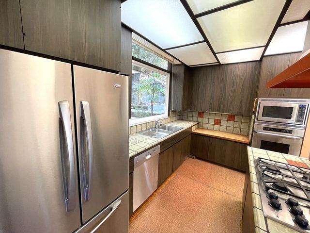 1245 Chula Vista Drive, Belmont, CA 94002