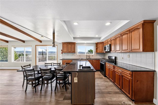 880 Gartel, Walnut, CA 91789
