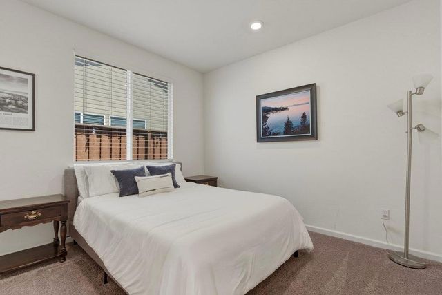 914 Fulton Way, Hollister, CA 95023