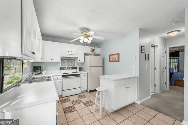203 Indian Springs Drive, Locust Grove, GA 30248
