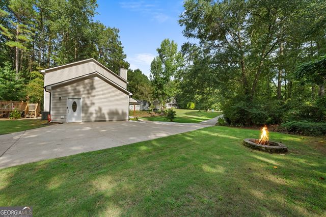 203 Indian Springs Drive, Locust Grove, GA 30248