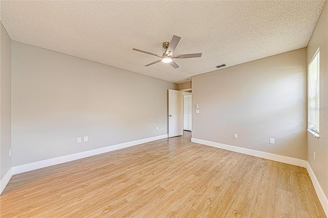 1618 COLONNADES CIRCLE N, Lakeland, FL 33811