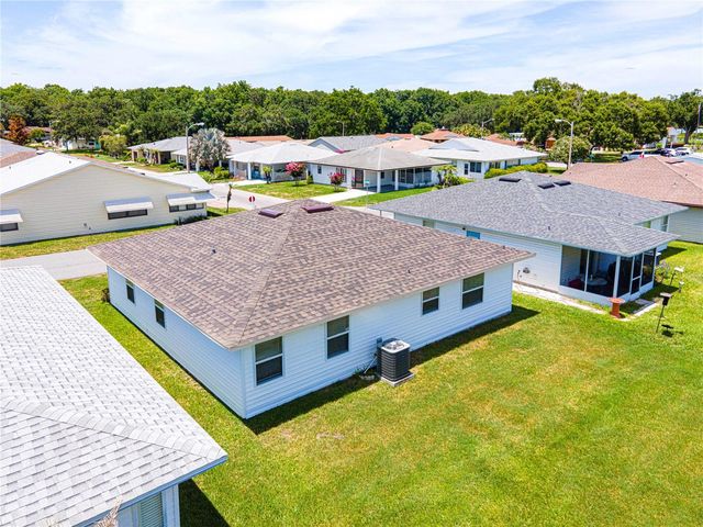 1618 COLONNADES CIRCLE N, Lakeland, FL 33811
