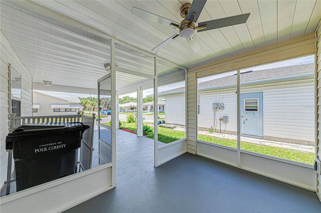 1618 COLONNADES CIRCLE N, Lakeland, FL 33811