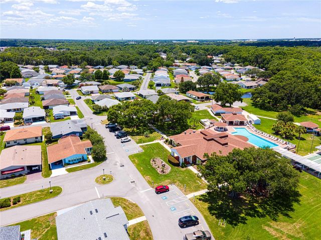 1618 COLONNADES CIRCLE N, Lakeland, FL 33811