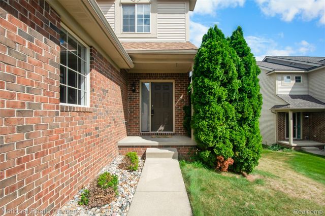 7094 Magnolia Lane, Waterford Charter Township, MI 48327
