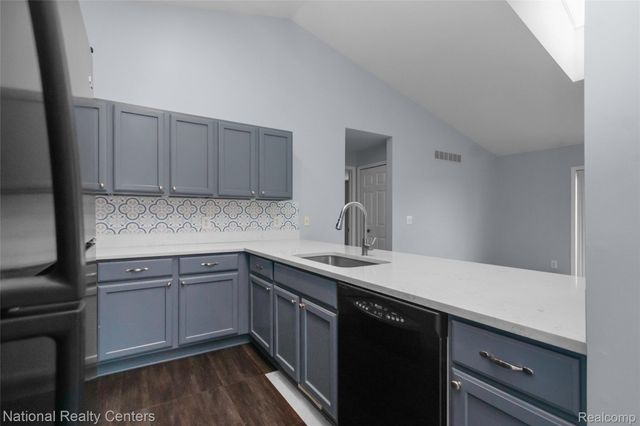 7094 Magnolia Lane, Waterford Charter Township, MI 48327