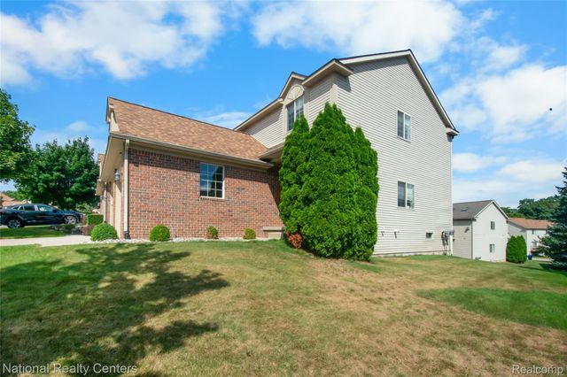 7094 Magnolia Lane, Waterford Charter Township, MI 48327