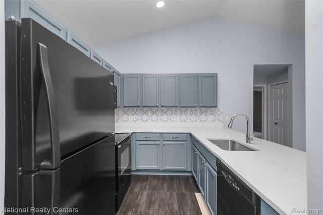 7094 Magnolia Lane, Waterford Charter Township, MI 48327