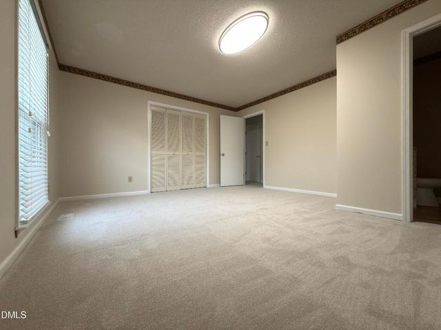 103 Byrd Dr, Dunn, NC 28334