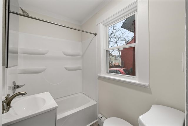 156 N Main Street, Rochester, NH 03867