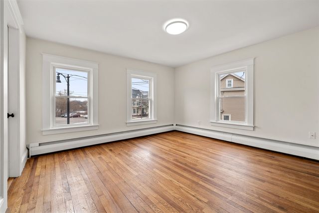 156 N Main Street, Rochester, NH 03867