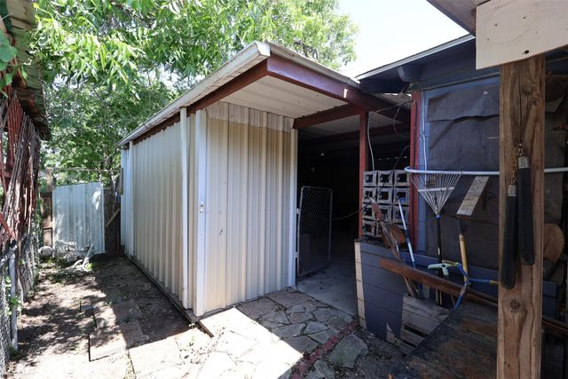 3600 Ellis Avenue, Fort Worth, TX 76106