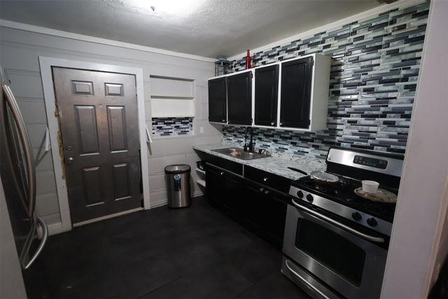 3600 Ellis Avenue, Fort Worth, TX 76106