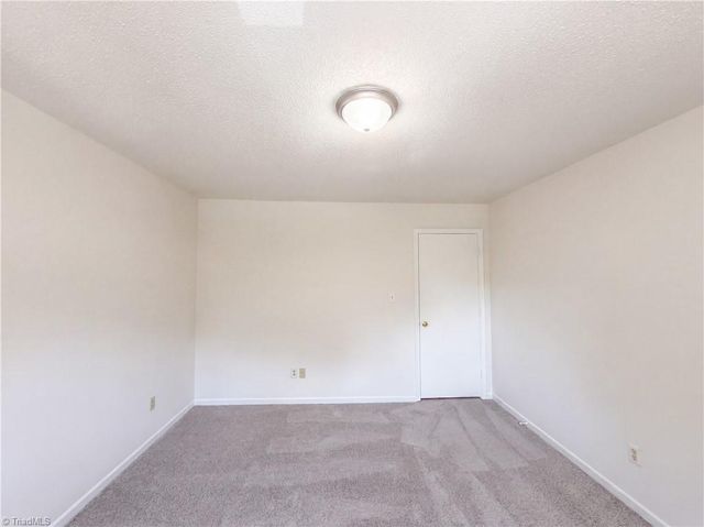 805 Brickwood Court, Winston-salem, NC 27127