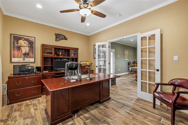 633 Idlewood Drive, Waco, TX 76705