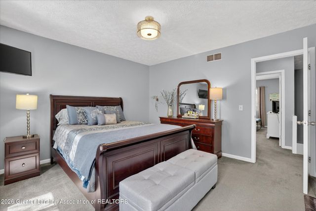 5966 Village Drive, Haslett, MI 48840