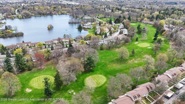 5966 Village Drive, Haslett, MI 48840
