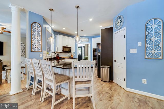 14855 KING CHARLES, Issue, MD 20645