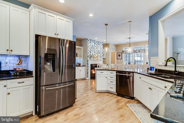 14855 KING CHARLES, Issue, MD 20645