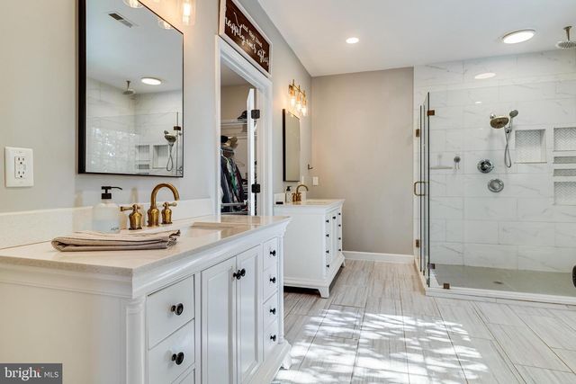 14855 KING CHARLES, Issue, MD 20645