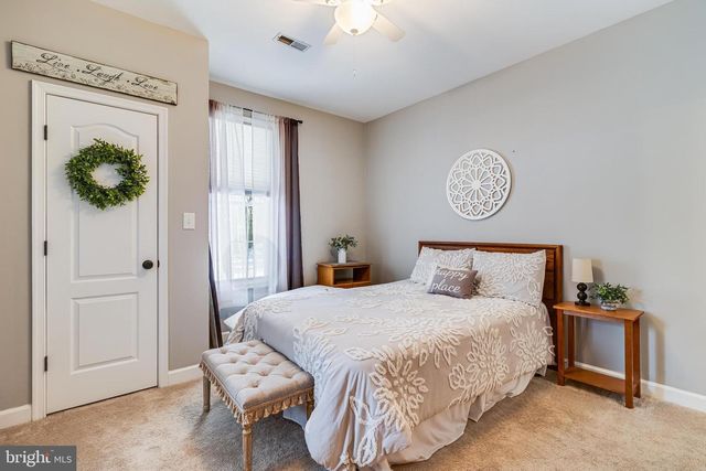 14855 KING CHARLES, Issue, MD 20645