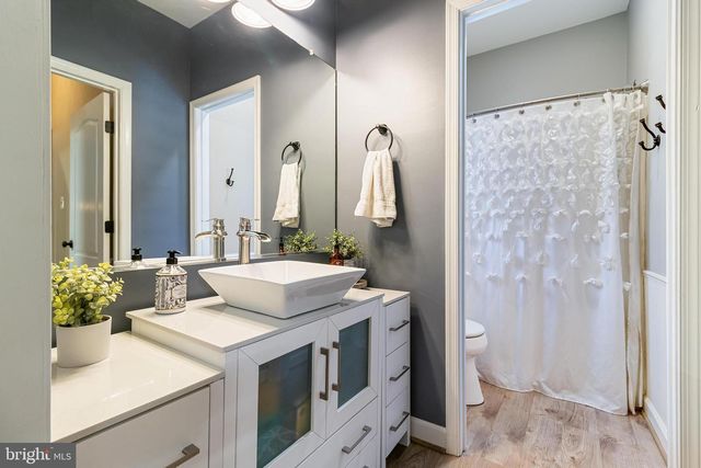 14855 KING CHARLES, Issue, MD 20645