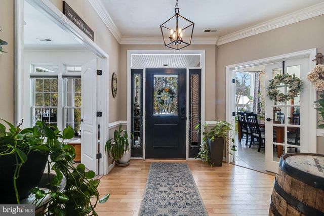 14855 KING CHARLES, Issue, MD 20645