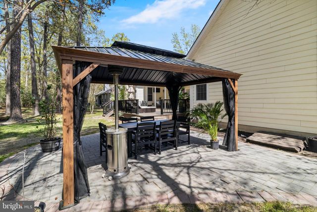 14855 KING CHARLES, Issue, MD 20645