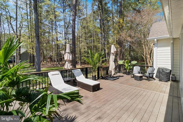 14855 KING CHARLES, Issue, MD 20645