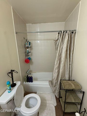 6400 Edgemere Boulevard 33, El Paso, TX 79925