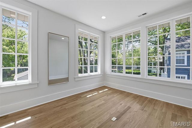 234 Glen Road, Webster Groves, MO 63119