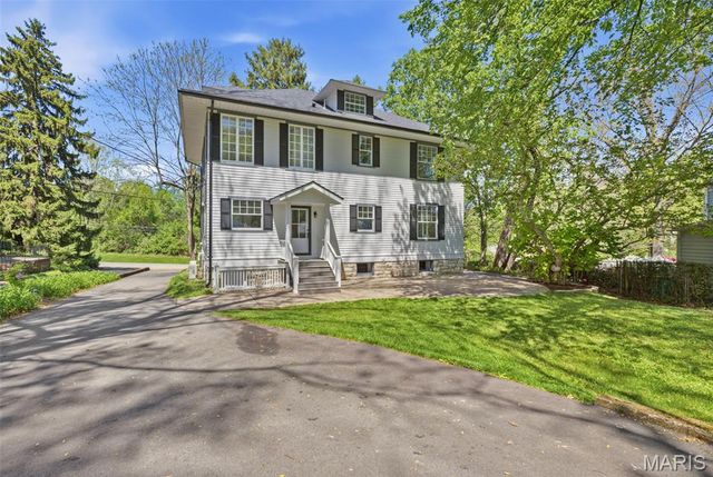 234 Glen Road, Webster Groves, MO 63119