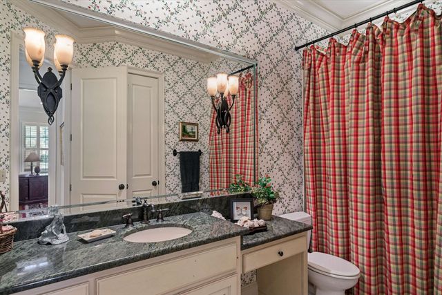 4525 BARFIELD RD, Memphis, TN 38117