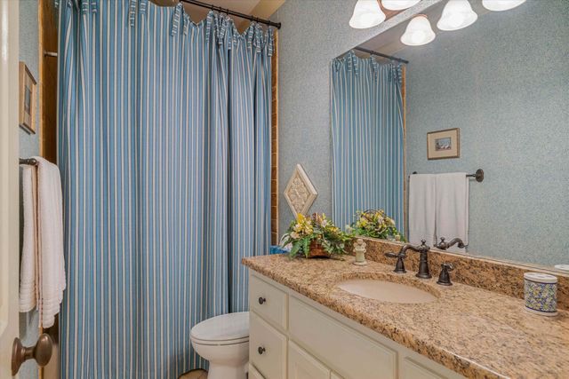 4525 BARFIELD RD, Memphis, TN 38117