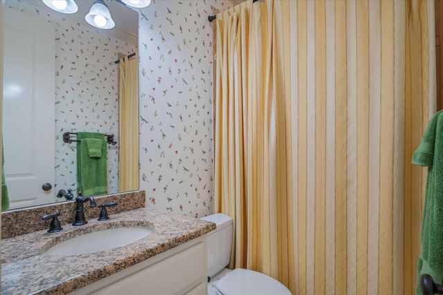 4525 BARFIELD RD, Memphis, TN 38117