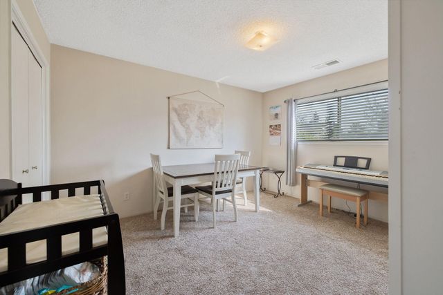 736 S Spruce Street, Tulare, CA 93274