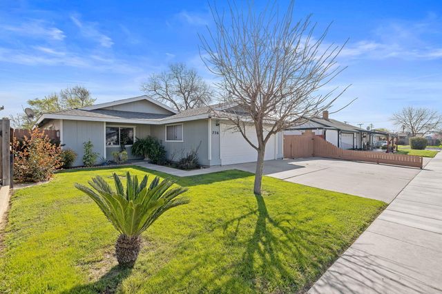736 S Spruce Street, Tulare, CA 93274