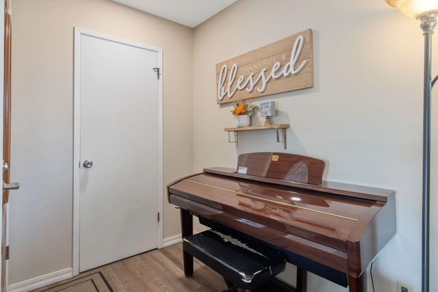 736 S Spruce Street, Tulare, CA 93274