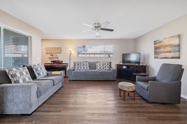 736 S Spruce Street, Tulare, CA 93274