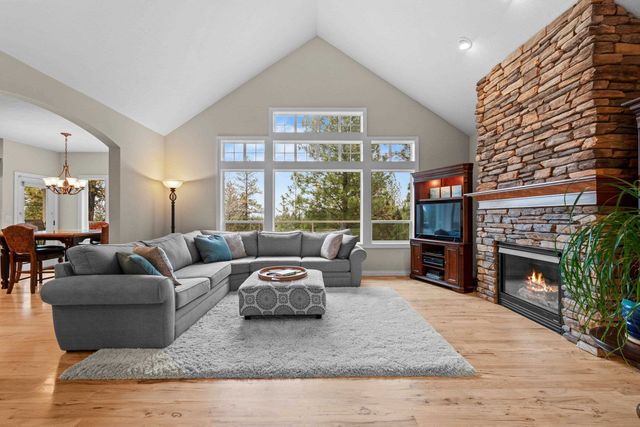 13821 E Bellessa Ln, Spokane Valley, WA 99206